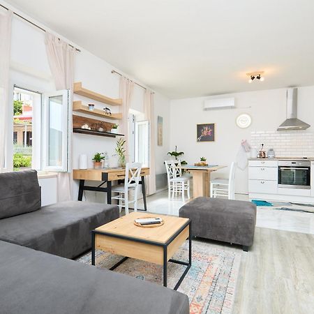 Apartment Voyager Дубровник Екстер'єр фото